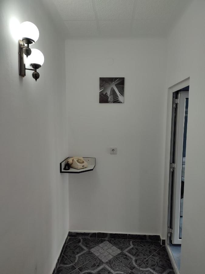 Lafru Lejlighed Zărneşti Eksteriør billede